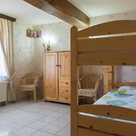 Spacious And Well Cared-for House With A Panoramic View, Sauna And A Summer Pool * סטומונט
