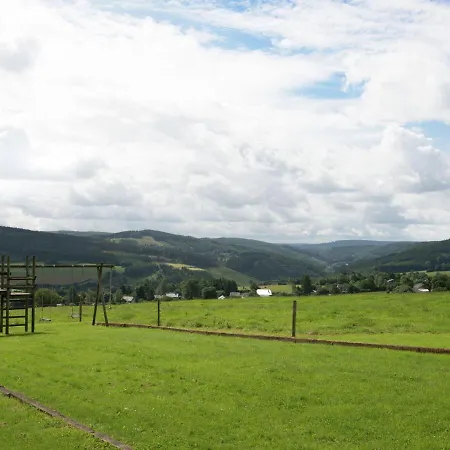 Spacious And Well Cared-for House With A Panoramic View, Sauna And A Summer Pool *